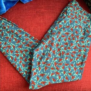 LuLaRoe leggings.